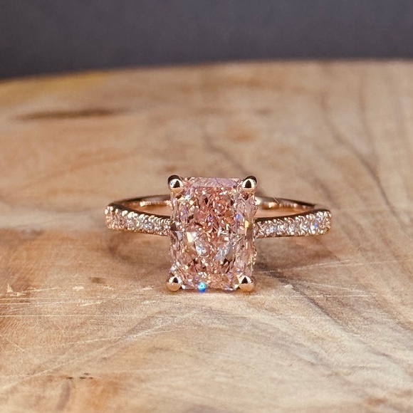 2.66 Carat Radiant Cut Pink Lab Grown Diamond Ring IGI Certified - Picture 1 of 2